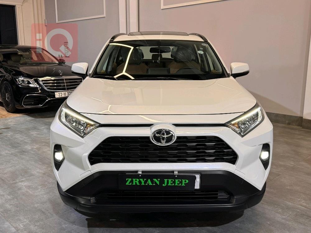 تويوتا راف 4